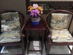 -莱蔻·圣灸堂·推拿艾灸(天山店)