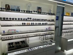 -视野联行眼镜·蔡司·尼康战略合作店(城西银泰店)