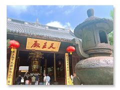 -龙华寺
