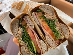 吞拿鱼船长-Catch Bagel(芳草地店)