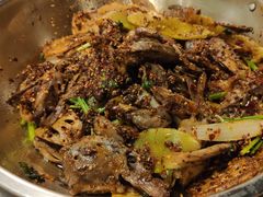 主打的干锅鸭头-安诚居干锅鸭头(八角店)