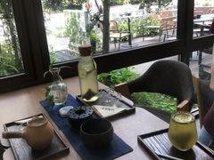 靠窗位-扫雪煮茶(西村店)