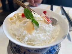 草莓酸奶绵绵冰-四季民福烤鸭店(王府井灯市口店)