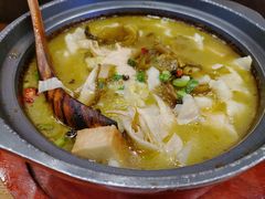 -周鱼小馆石锅酸菜鱼(活力汇店)