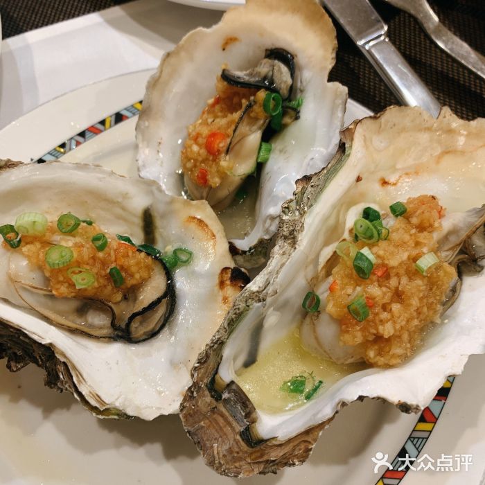 百合酒店-香榭里自助餐厅图片