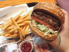 -The Habit Burger Grill 哈比特汉堡(复兴soho店)