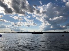 -人民防洪胜利纪念塔