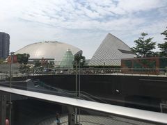 -银泰百货(厦门国贸中心店)
