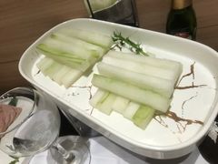 -红鼎豆捞·非遗鲍皇汤火锅(宝丰路店)