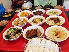 -蓝田九大碗民俗食府(蓝田店)