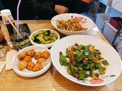 辣爆双拼面-锅儿挑面馆