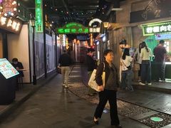 -上海世纪汇广场