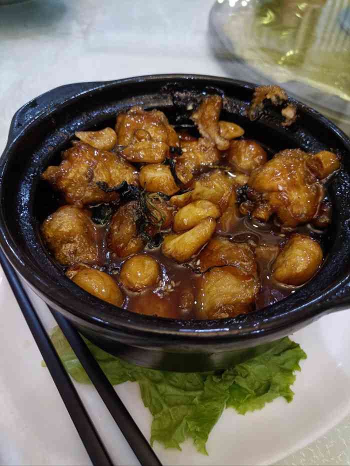环美大酒楼(微山路店)-"年前姥姥过生日的时候来的 地理位置比较偏.