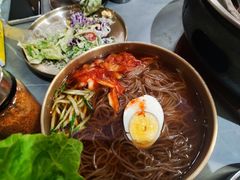 -围炉肉舍丹东海鲜烤肉·烤活鳗(步行街店)