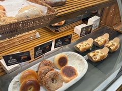 -汉柏麦香德国面包房(海信店)
