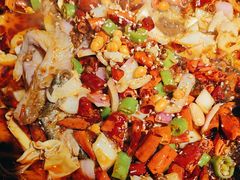 -鸣记脆皮烤鱼·海鲜烤鱼(三八广场店)