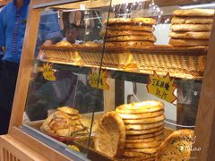 面包甜点陈列柜-阿布都新疆音乐美食城(长湖路店)