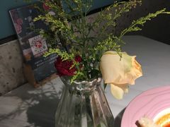 餐具摆设-蜜桃花开·中西融合菜E&W(南长街店)