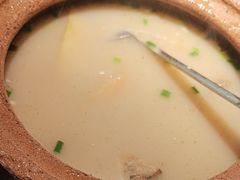 -小凤庭·地道湖北菜武昌鱼·藕汤(38年黄鹤楼店)