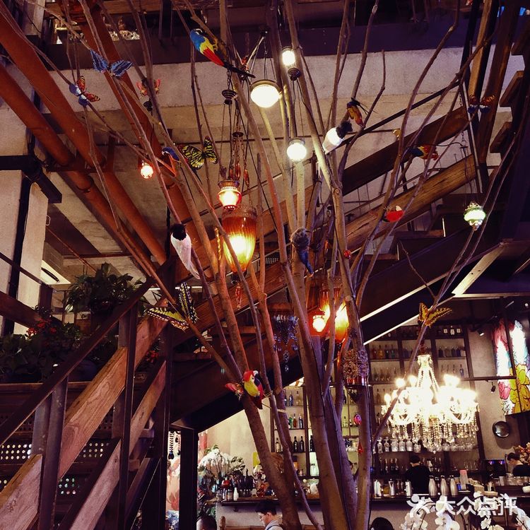 武汉美食探店｜香钿楚菜（汉街店）