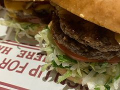 -The Habit Burger Grill 哈比特汉堡(爱琴海店)