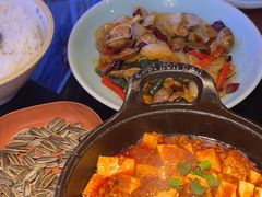 -川流不息·地道川菜·小龙虾(新松江路店)