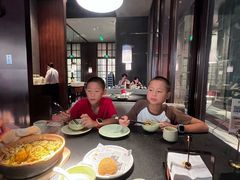 -蝴蝶里·粤菜·点心(滨江龙湖店)