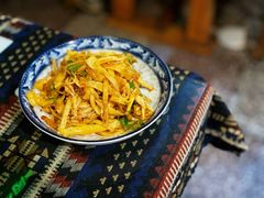 -蜗牛小馆醉乡民谣云南菜(惠新西里店)