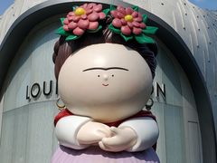 -上海尚嘉中心