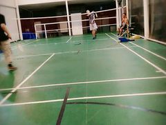 -洛克公园·篮球·足球·羽毛球(莘庄店)