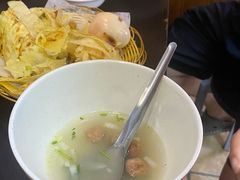 -何胖子丸子汤(南海街店)