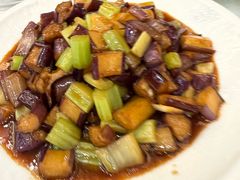 -汗腾格里·风味餐厅(新疆驻京办店)