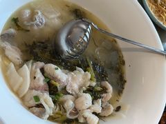 -严记小天府酸菜鱼(西四路店)