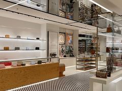 -BURBERRY(上海港汇恒隆广场店)