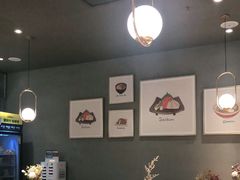 -POKEE VIA&Brunch·维娅(重庆来福士店)