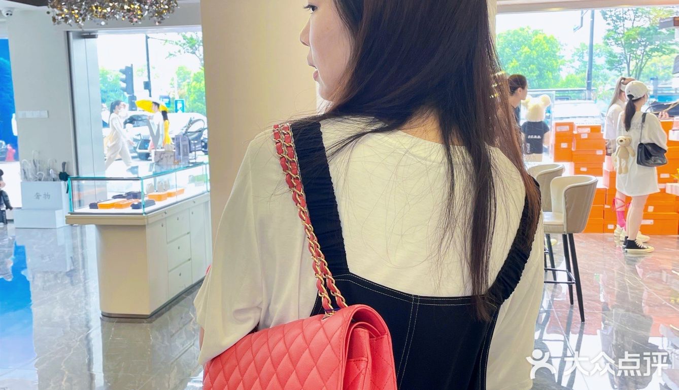 杭州探店｜市中心最大最全中古店-奢物