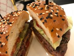 -Salon de The de Joel Robuchon(外滩18号店)