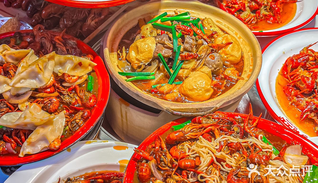小龙虾品质没的说个个都新鲜 剥壳嗦肉分分钟都超嗨的