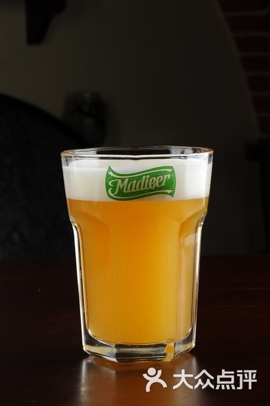 马迭尔精酿啤酒屋(马迭尔德式西餐)图片 