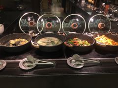 -圣丰索菲特·2 On 988 Café 自助餐厅