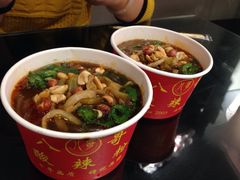 -八哥酸辣粉(时尚天河店)