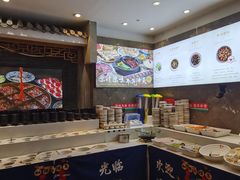 -沸炉重庆老火锅(军事博物馆店)