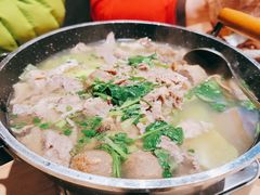 -川堂风·跷脚牛肉·乐山爆炒(宝山日月光店)