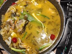 -山城外·非遗酸菜鱼(蜀都万达店)