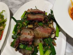 -渝信川菜 · 川味家常菜(财富购物中心店)