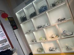 -翰皇直营洗衣洗鞋(望京鹿港店)