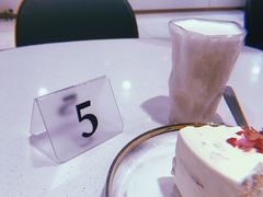 白茶奶茶-EVERNAKED裸蛋糕(SOHO天山店)