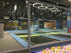 -反弹空间蹦床主题乐园