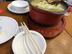 -周鱼小馆石锅酸菜鱼(活力汇店)