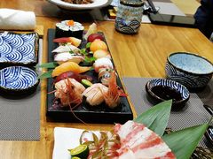 寿司拼盘-越日本料理(新地假日广场店)